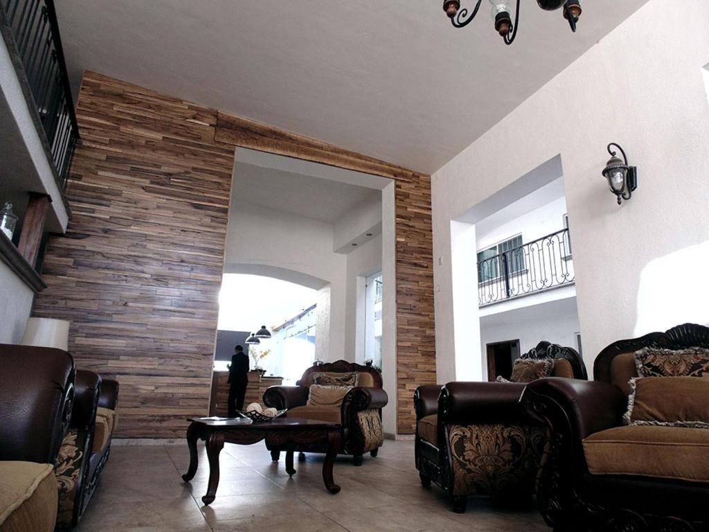 Hotel Hacienda Ciudad Guzman Exteriör bild